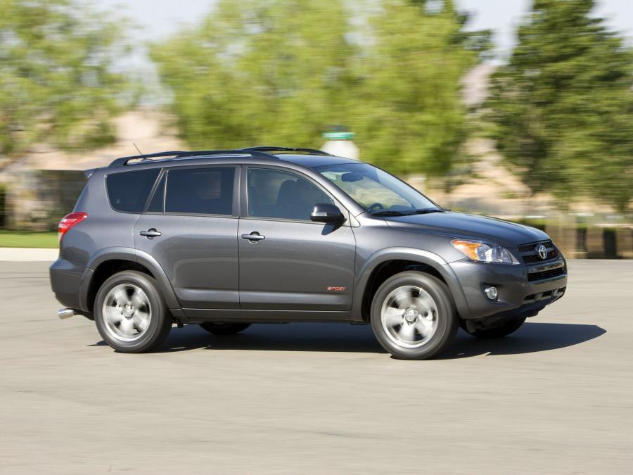  Toyota RAV4 Sport 2008 года  (US) (фото 9 из 23)